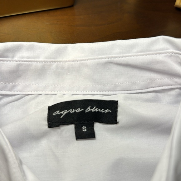 NWOT Agua Blues Cropped Button Down Collared Shirt with Black Bows. Size Small - Picture 5 of 6